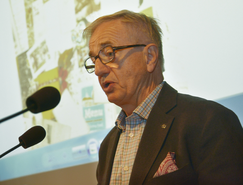 Gösta Nordén, författare och f.d. restaurangman berättar om sin menysamling